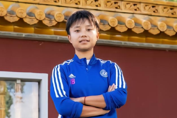 张琳艳荣膺瑞士女超金球奖