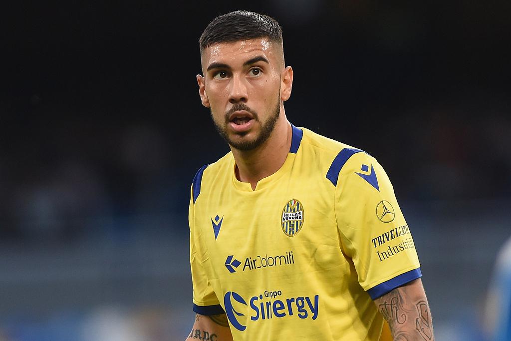 那不勒斯想要引援维罗纳中场扎卡尼？