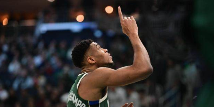 字母哥腹股沟拉伤缺阵 1-2 周 雄鹿盼其快速康复