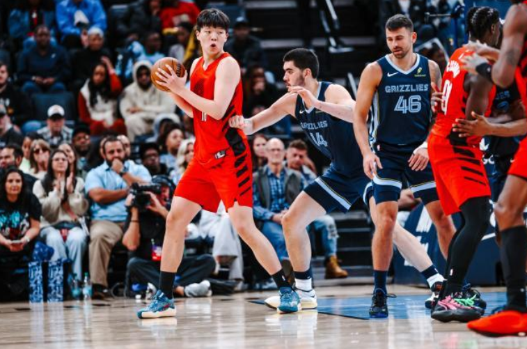 生涯首次首发！杨瀚森的12小时与19分钟