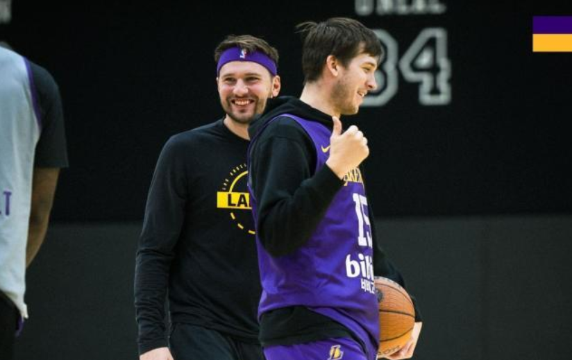 湖人冲西决 雷迪克：重点锁福克斯突破