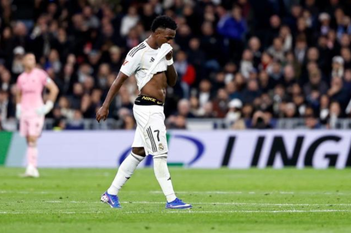 维尼修斯 1334 分钟球荒 皇马球迷嘘声引风波