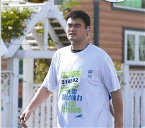 姚明退役后体重暴增，有什么压力？