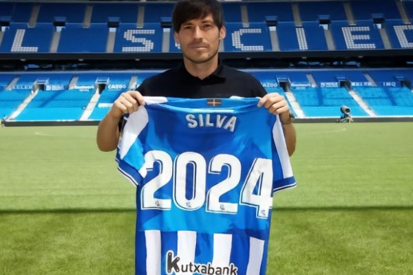 席尔瓦与皇家社会续约