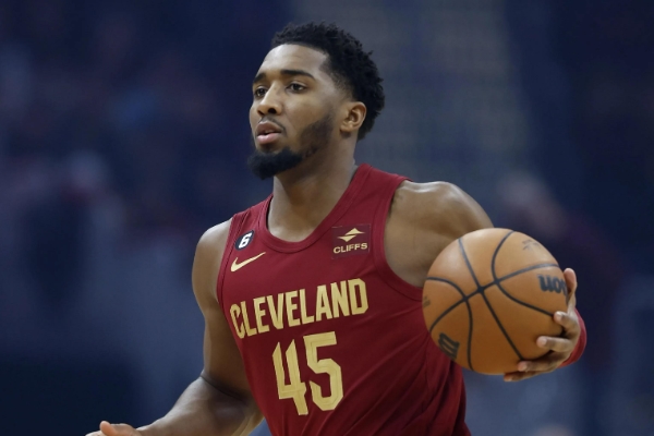 多诺万·米切尔